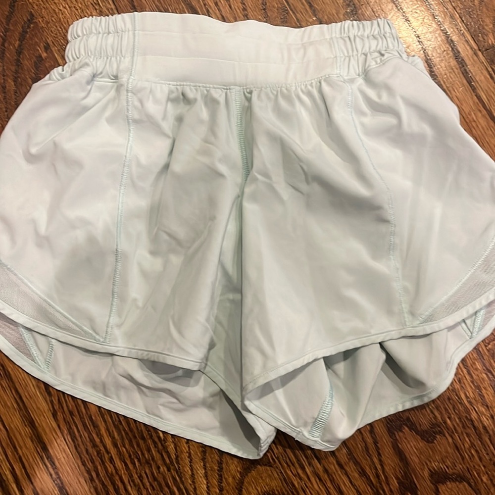 lululemon Women's Hotty Hot High-Rise Lined Short size 0